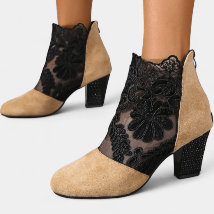 Charlotte™ | Elegantní lodičky s květinovým vzorem Meruňková