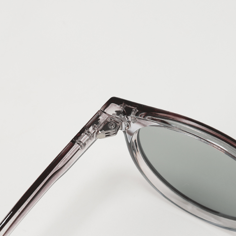 Alena Pori-brýle